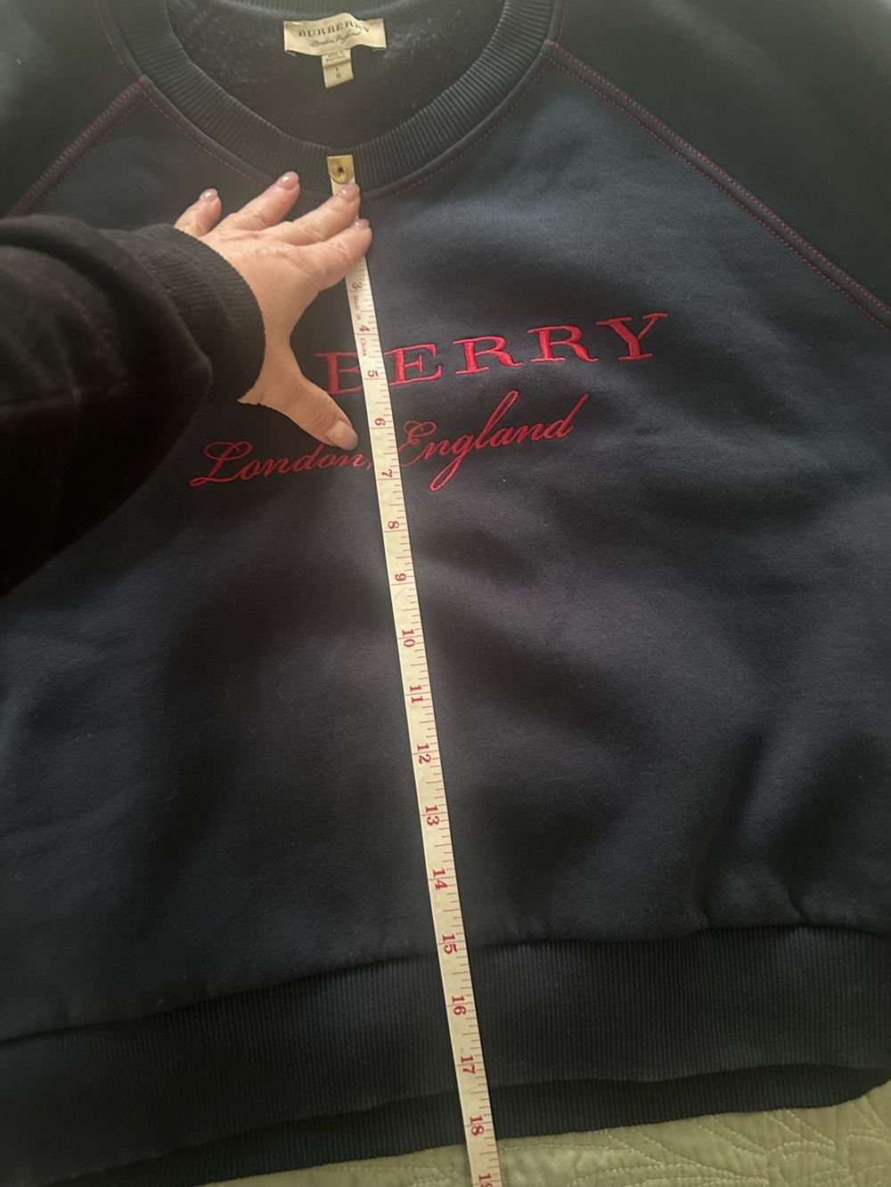 Burberry Black Sweatshirt with Pink Contrast Stitching - Picture 6 of 8